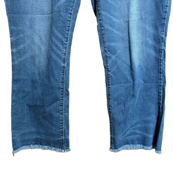 Old Navy Jeans Womens 14 Blue Flare Mid Rise Stretch Denim Bottoms - Picture 4 of 9